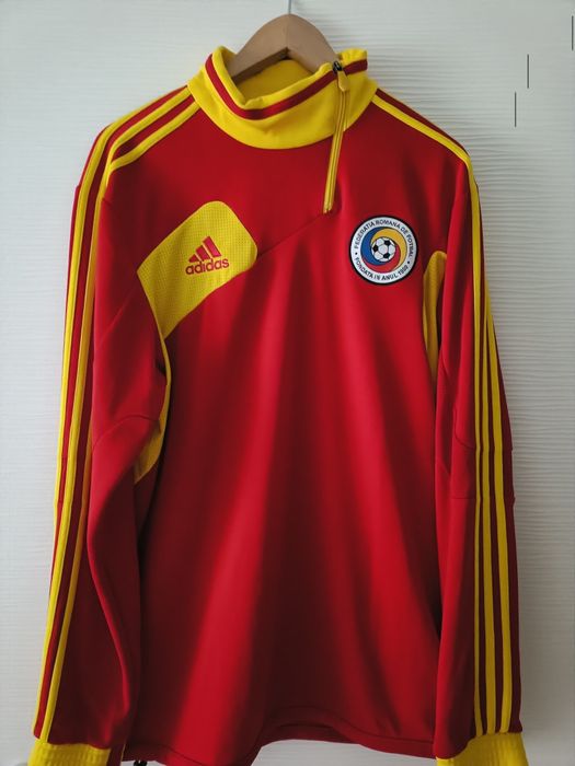 Vând Bluza de Națională nouă