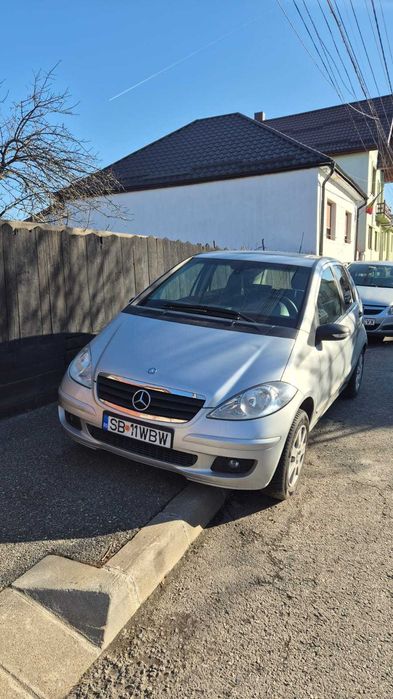 Vând, autoturism Mercedes A ciase 1,5 cc, an fab 2006, comb benzina full optcion stare foarte buna,