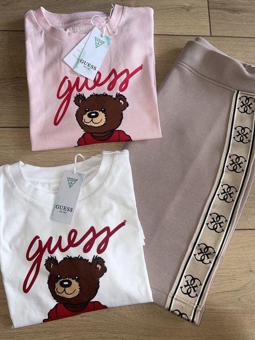 Нов сет Guess пола и блуза Сразмер