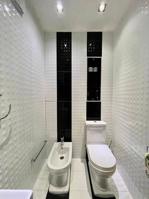 Квартира продается 3/3/4 на Ойбеке