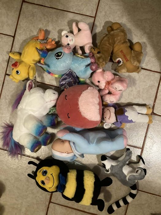 Vând lot de plusuri