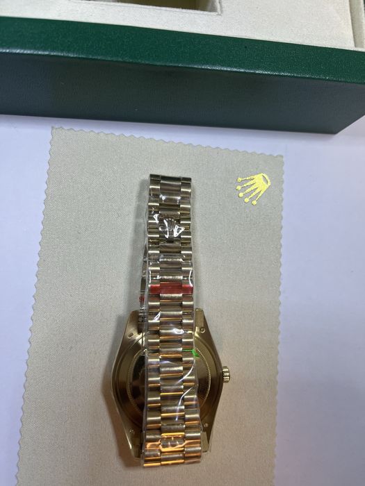 Rolex Dau-Date Gold