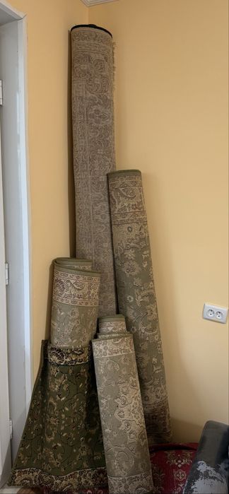 Продаю ковры б/у