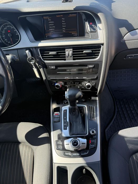 Ауди А4 2.0 tdi automatic*face*