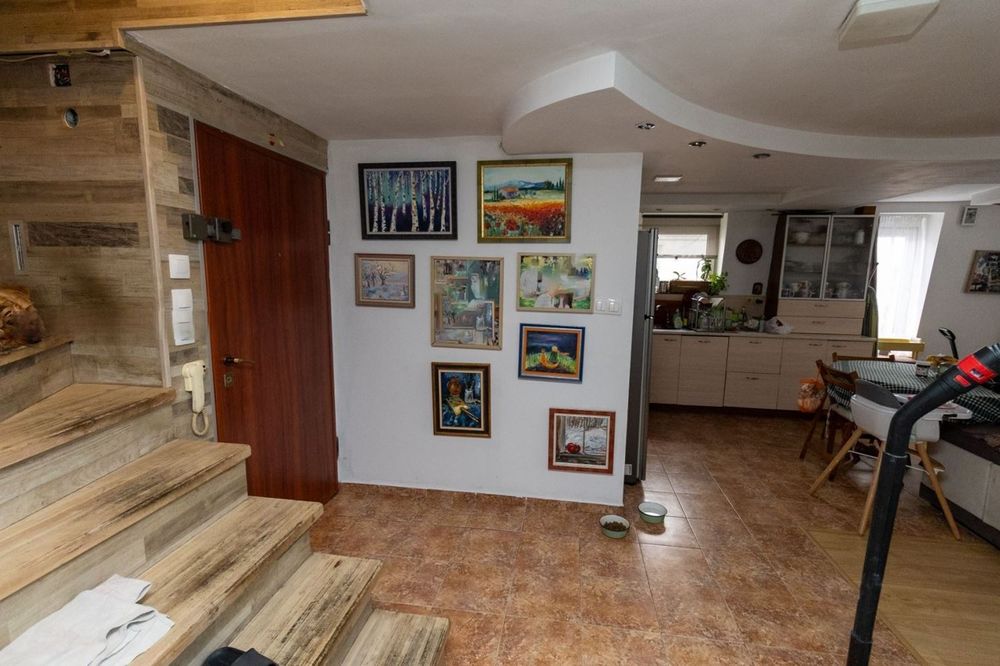 Продава се Четиристаен апартамент в София, Белите брези - 100 кв.м за 1530 €/кв.м - Снимка #2