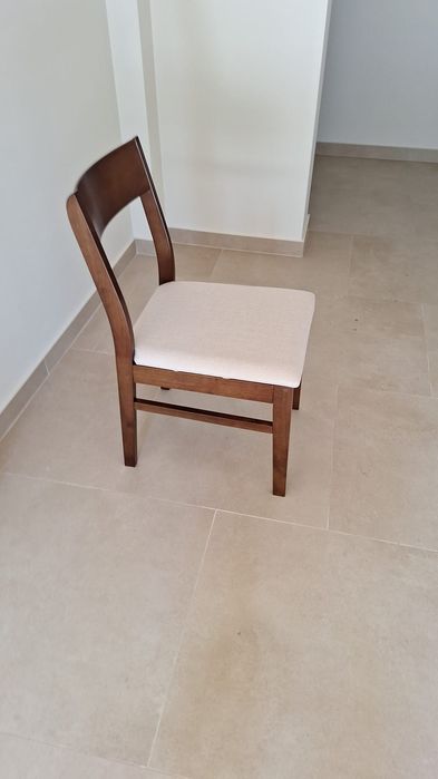 Scaun de lemn dining