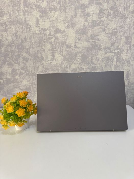 Acer core i3-1315U