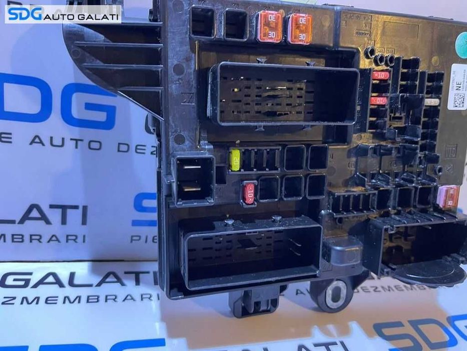 Panou Tablou Sigurante Relee Opel Insignia A 2.0 CDTI 2008 - 2017 Cod 13277321 [LR0400]