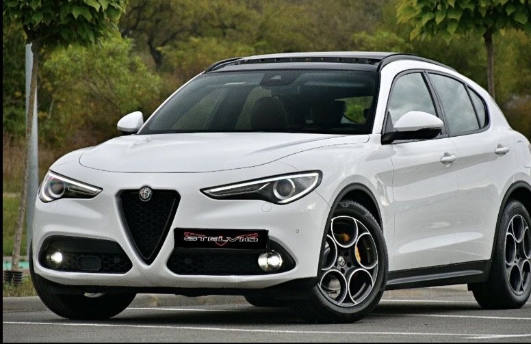 Allfa Romeo Stelvio  model superb