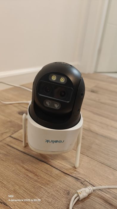 Camera supraveghere Reolink Trackmix 8mp