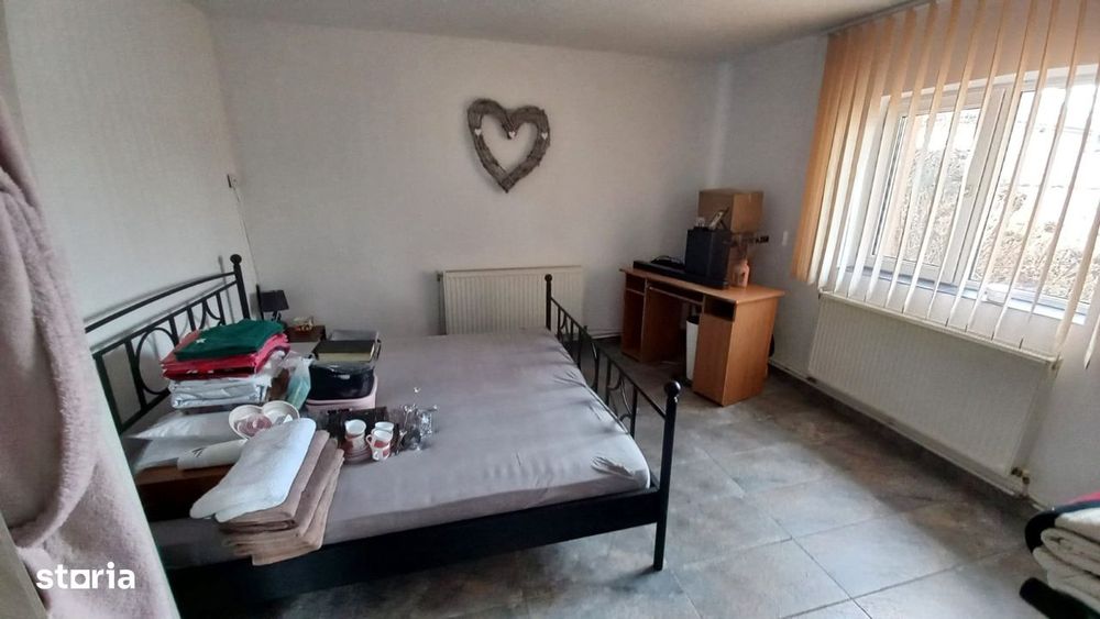 De vanzare casa cu toate utilitatile , 500 teren, Fagaras Narcisa