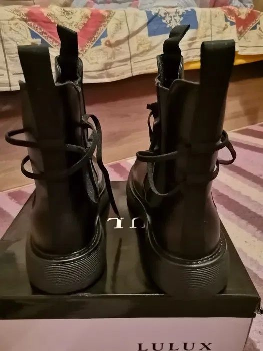 Дамски зимни боти