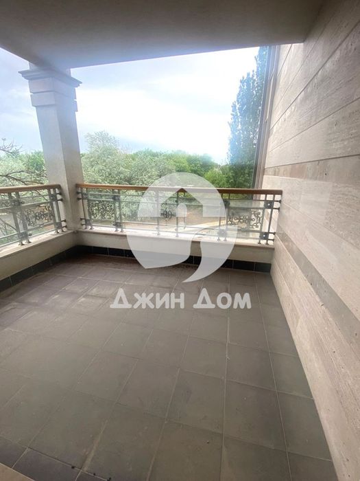 Продава се Тристаен апартамент в к.к. Слънчев бряг - 280 кв.м за 1322 €/кв.м - Снимка #7
