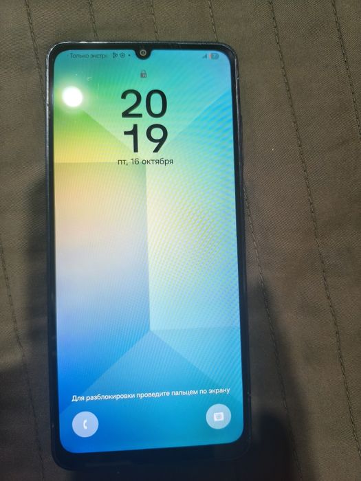 Продам Samsung A06 128/6