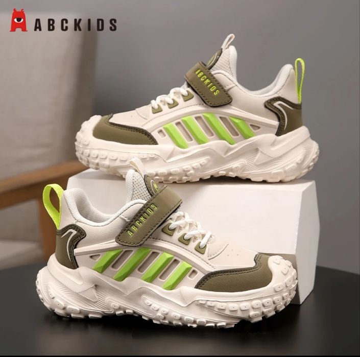 Детская спортивная обувь