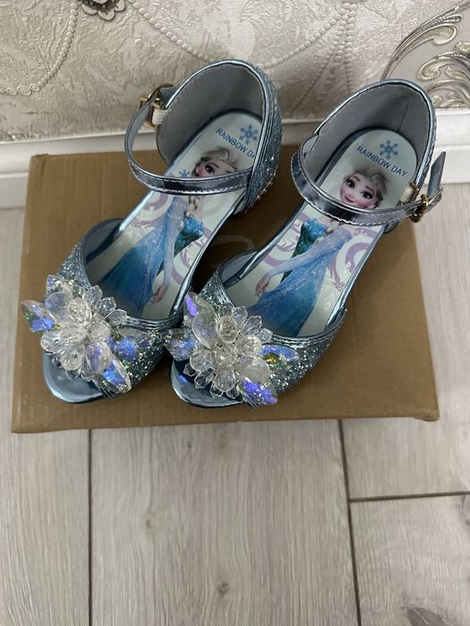 Туфли для девочки