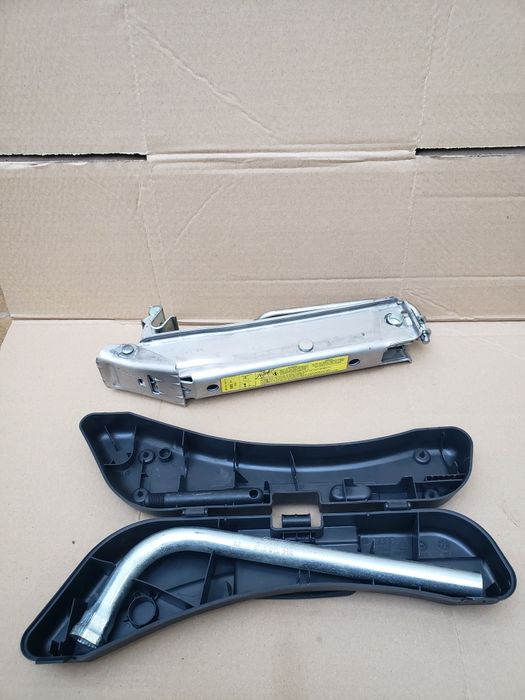 Cric  cheie vw seat skoda audi