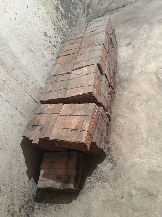 Естествен паркет дъб. Неупотребяван, но съхраняван с години