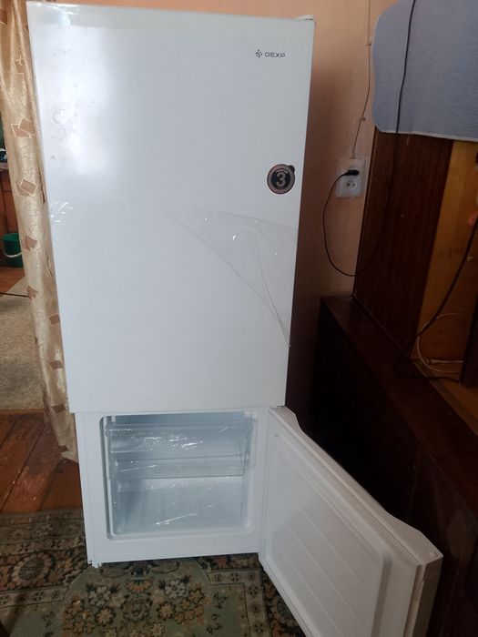 Продаётся холодильник