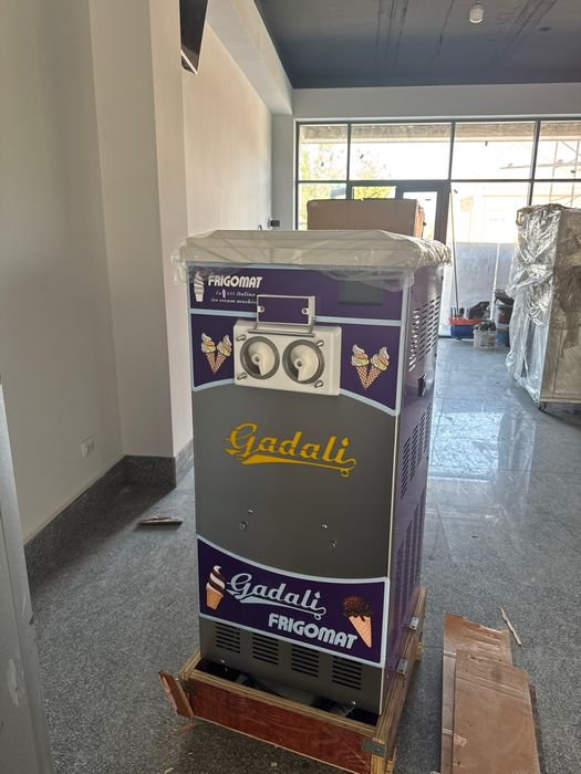 Мороженое аппарат,фрезер,фризер frigomat