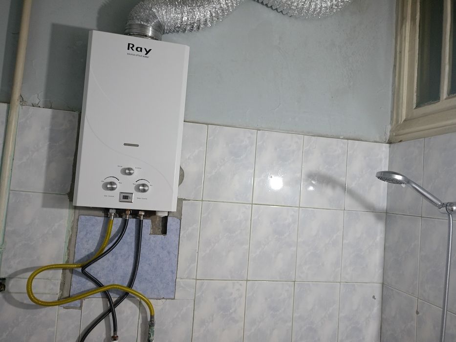 Гор Парк! Центрда! 2 хон, кв, сотилади!