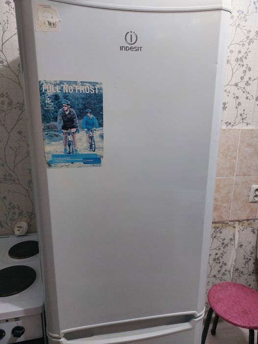 Холоделник INDESIT