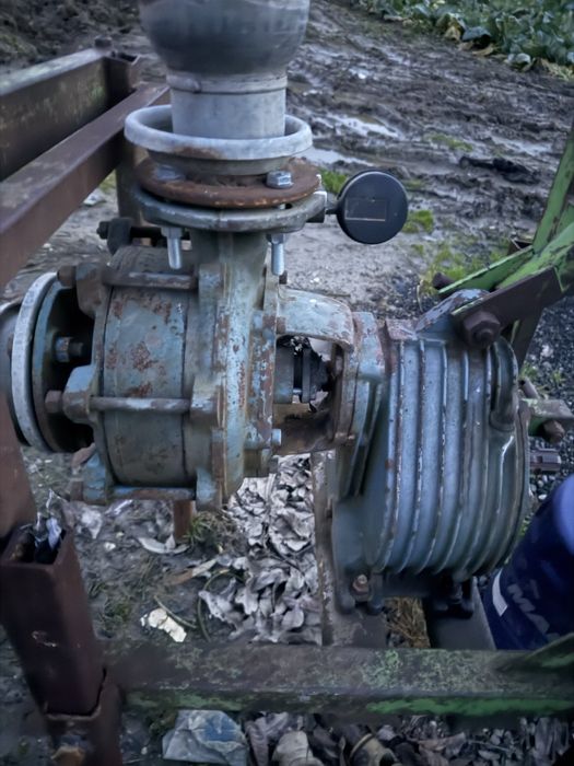 Pompa irigat la priza tractorului
