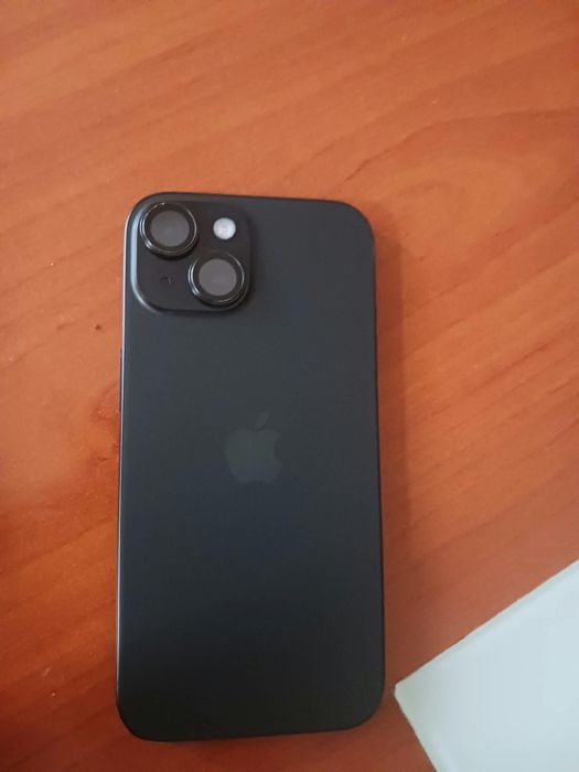 IPhone 15 Simplu impecabil