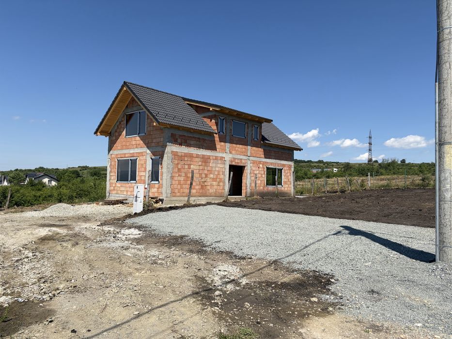 Casa de vanzare la periferia Sibiului