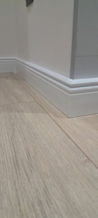 Ustanovka Tarket Laminat plintus nalinoy xizmati Hudo hohlasa sifatli