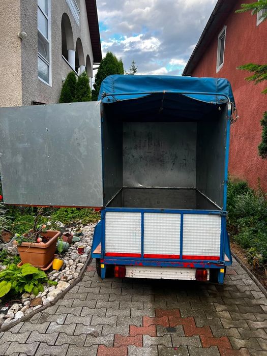Remorca de vanzare