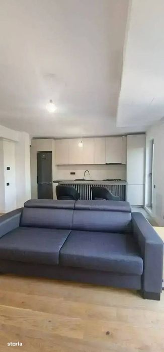 Studio luminos, bine compartimentat – Zona Marriott — fotografia 3
