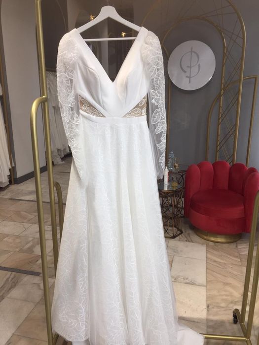 Свадебное платье в идеальном состоянии