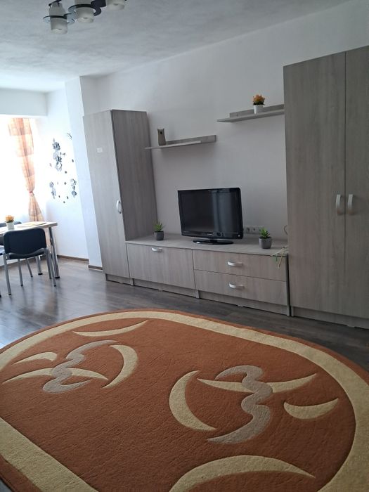 Garsoniera de anchiriat 1200 lei