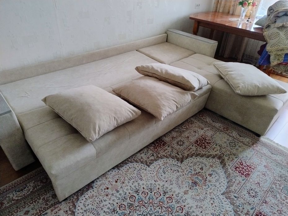 Продается угловой диван