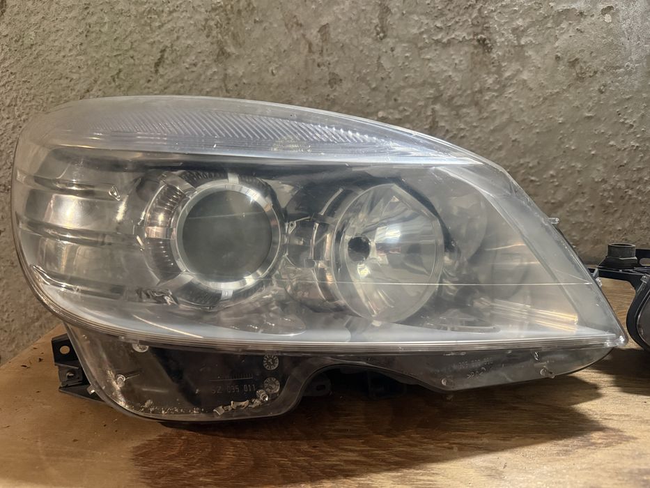 Фарове за мерцедес w204
