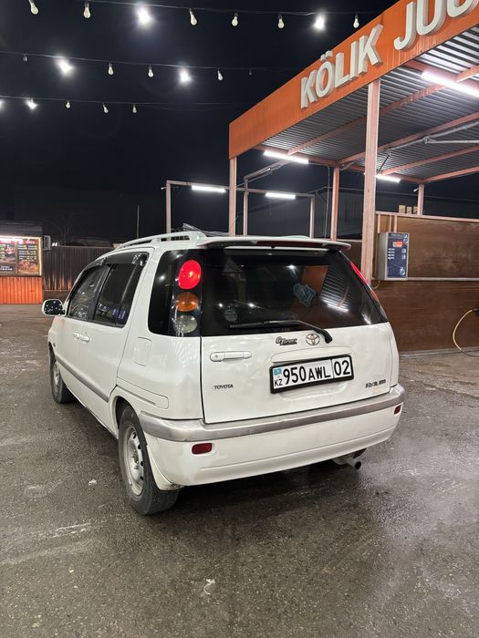 Продам Toyota Raum 1997г