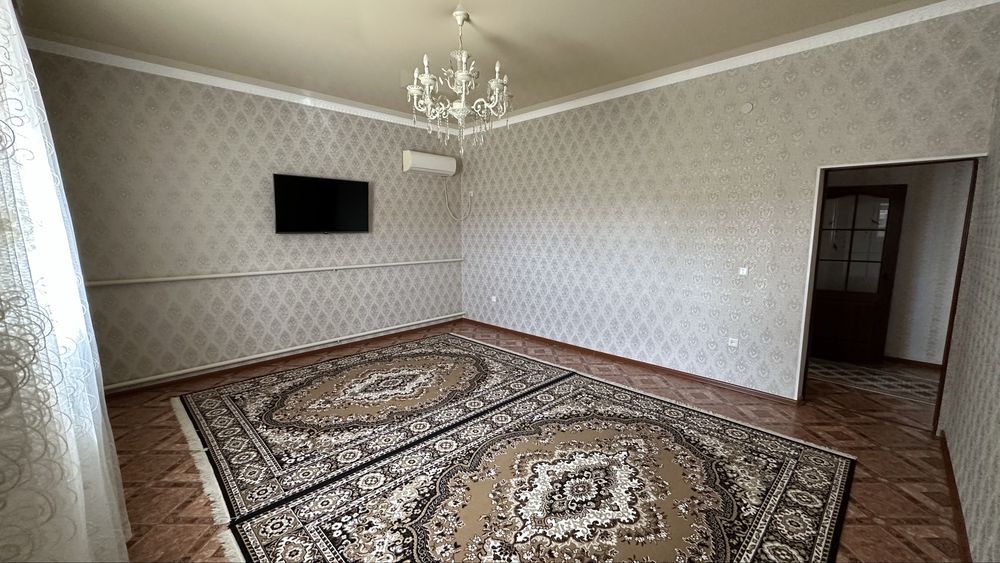 Уй сатылады + жер орын бар