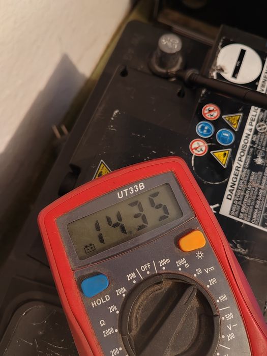 Baterie Varta AGM (Start/Stop) 105 Ah