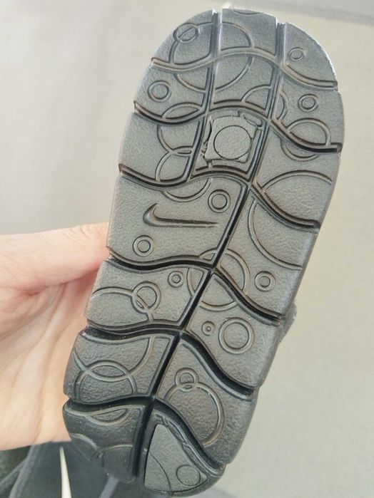 Сандали Найк 25 номер Чисто нови!