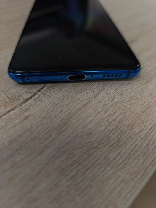 Продам телефон Xiaomi 9t