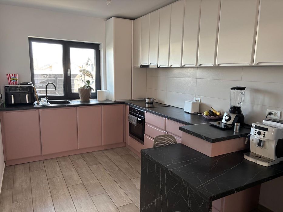 Direct proprietar casa  de inchiriat cartier Izvor, 3 dormitoare