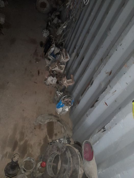 Зил запчастлар сотилади