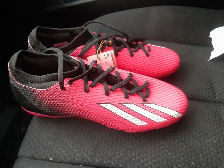 Ghete de fotbal  adidas noi  NR 42