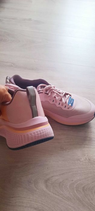 Кросовки женские Sketchers