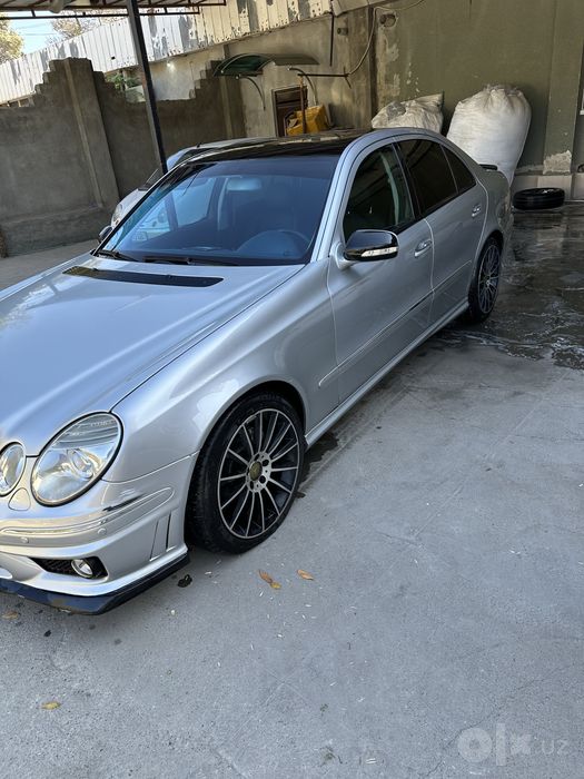 Mercedes-Benz W 211