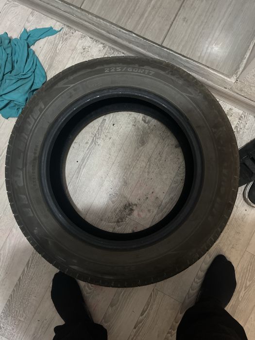 Продам шины бу 17