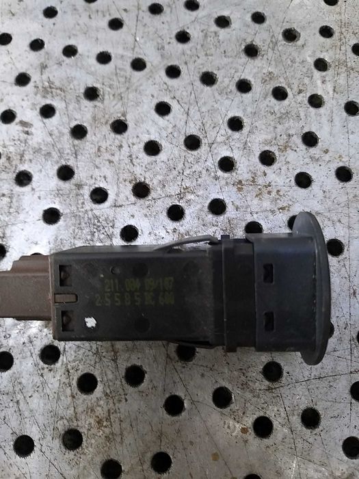Buton airbag nissan qashqai j10 25585bc600