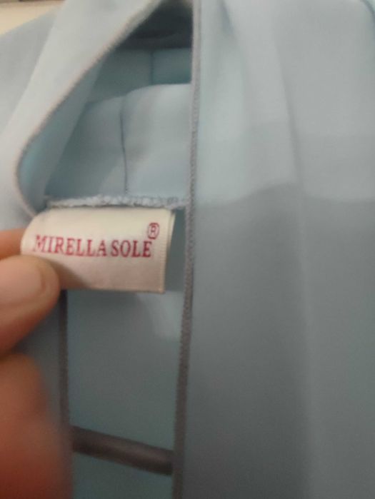 Продам женские платья и блузку!