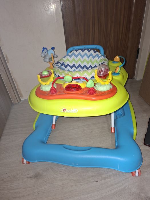 Бебешка проходилка  - люлка